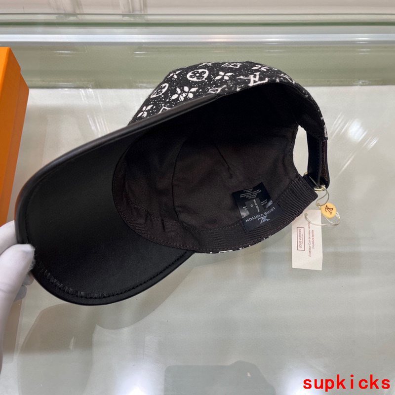 Louis Vuitton Luxury Cap