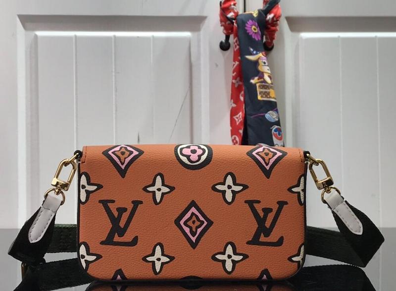 Chloe’s Picks - LOV Bags - 2330