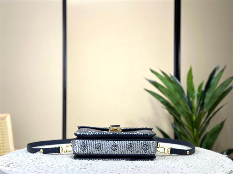 PHA - LOV Bags - 655