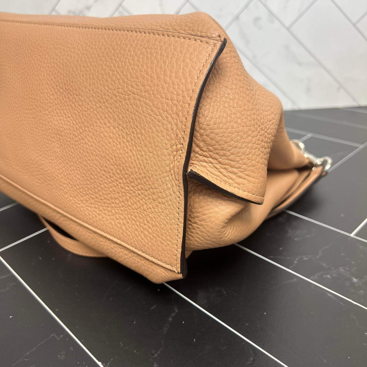 Gucci Neutral Large Bamboo Daily Top Handle Bag