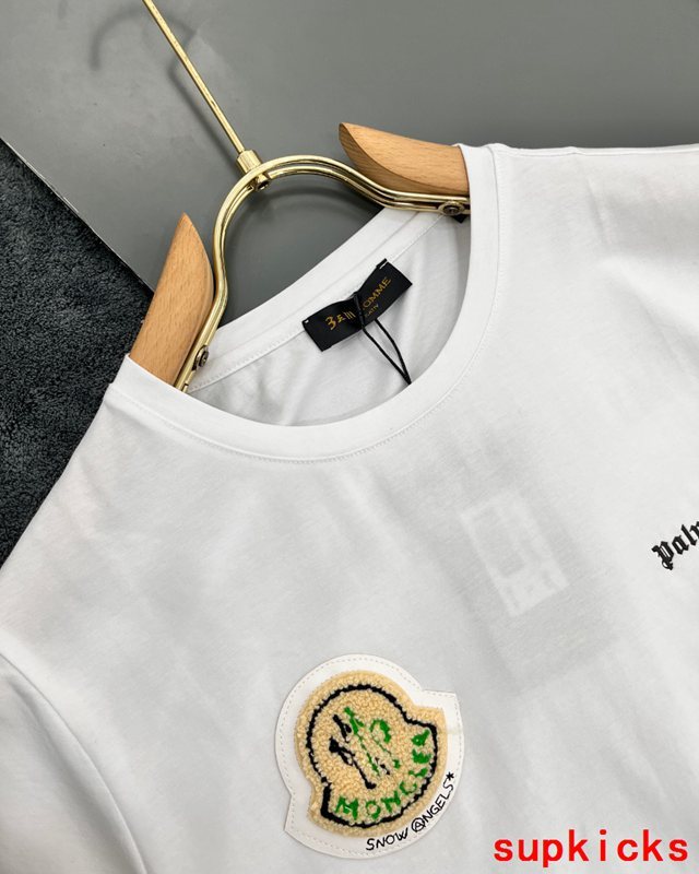 Moncler Luxury Cloth