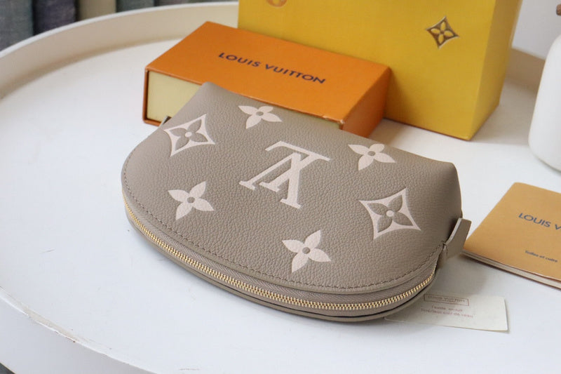 I W Fashion Lu-Vi bags - 17374