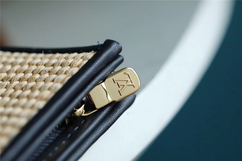I W Fashion Lu-Vi bags - 8903