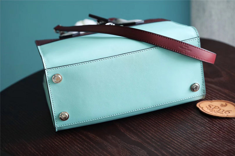 I W Fashion Lu-Vi bags - 8033