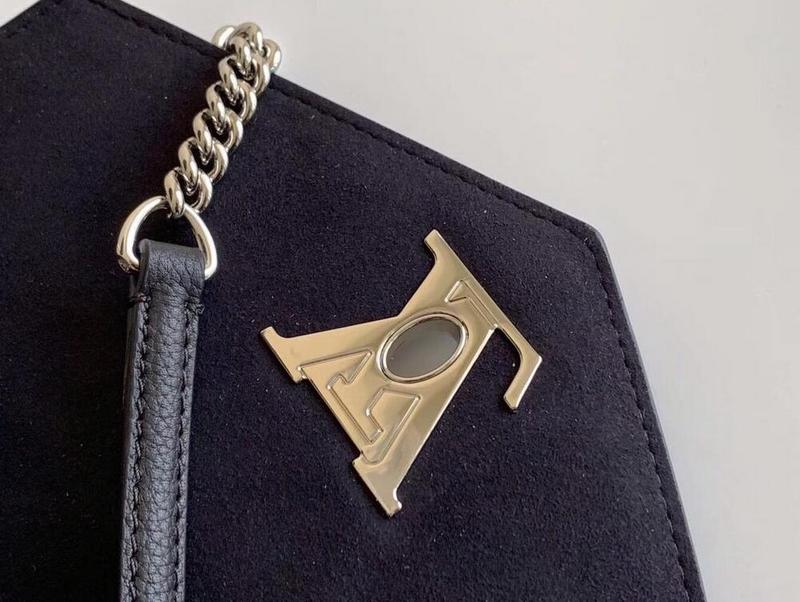 Chloe’s Picks - LOV Bags - 2611