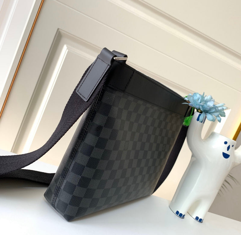 LOV2 Bags - Luxurious Bags  2742