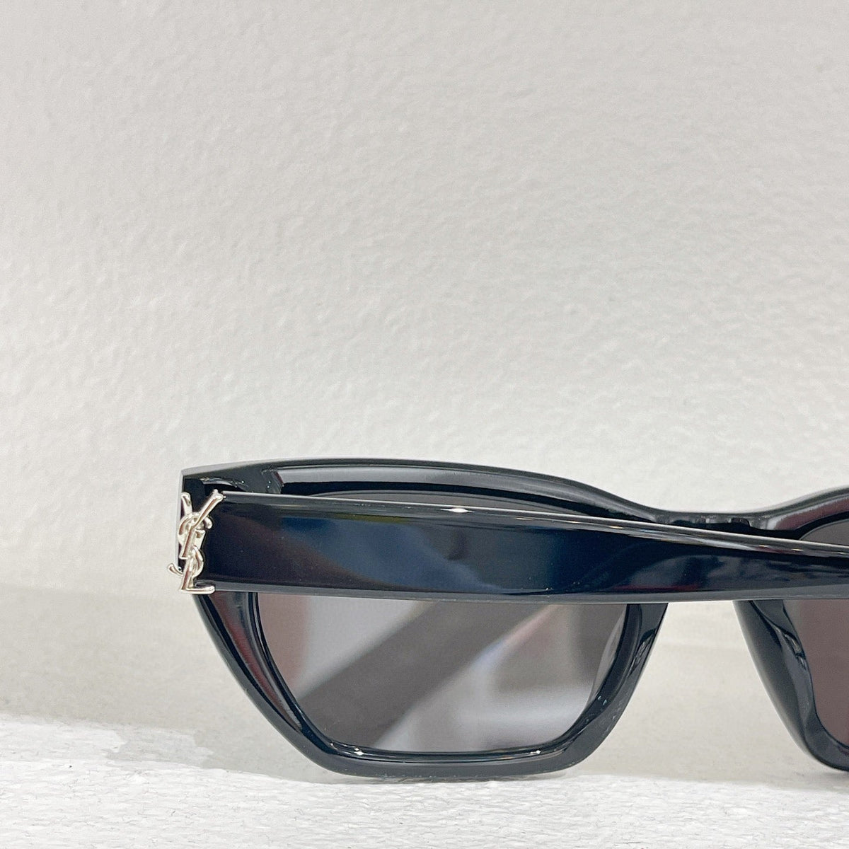 SL SUNGLASSES