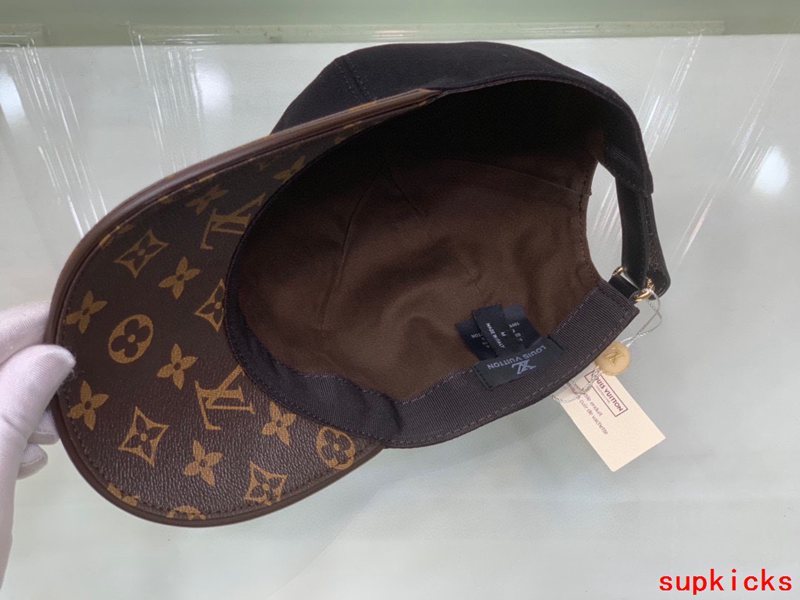 Louis Vuitton Luxury Cap