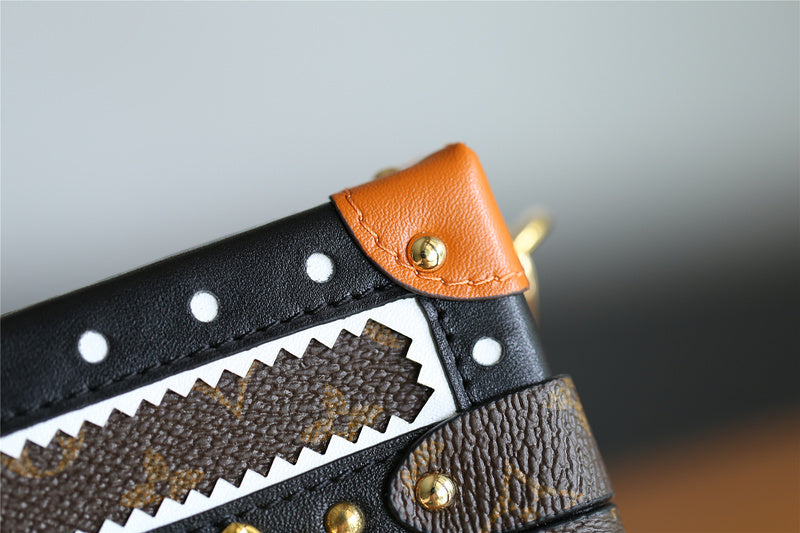 I W Fashion Lu-Vi bags - 8236