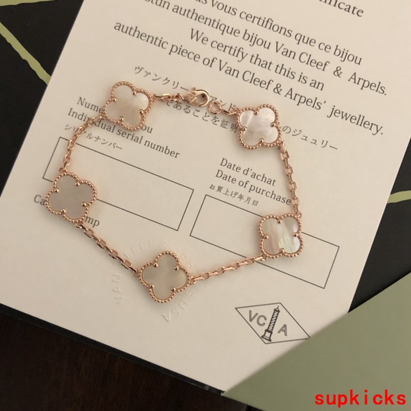 Van Cleef & Arples Jewelry