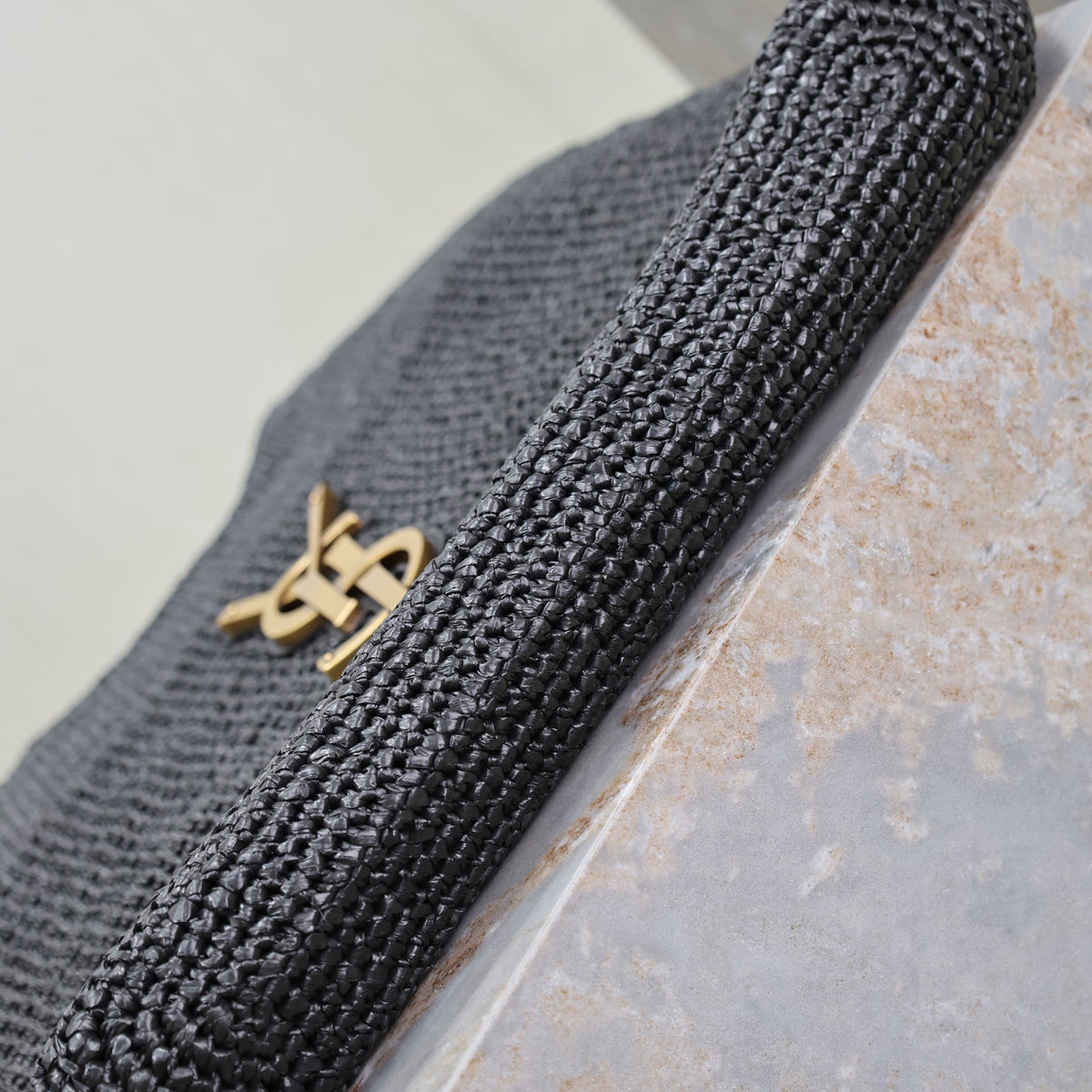 SL ICARE IN RAFFIA BAG