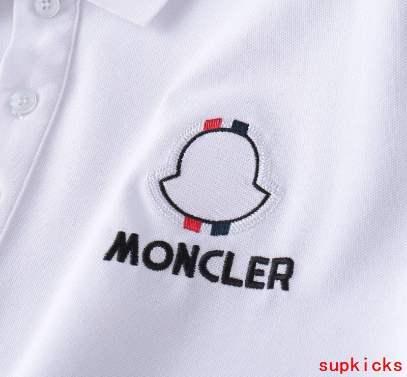 Moncler Luxury Cloth