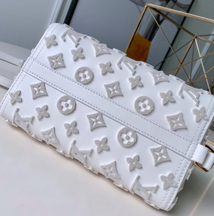 Chloe’s Picks - LOV Bags - 2910
