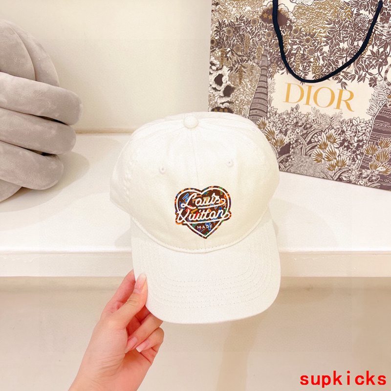 Louis Vuitton Luxury Cap