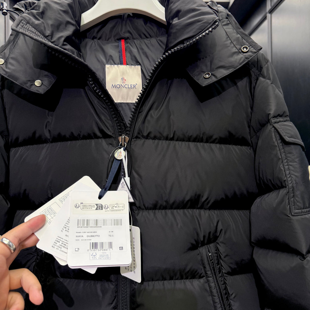 MONC MAYA JACKET