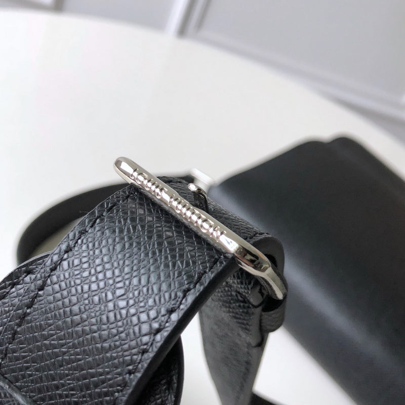 LOV2 Bags - Luxurious Bags  2743