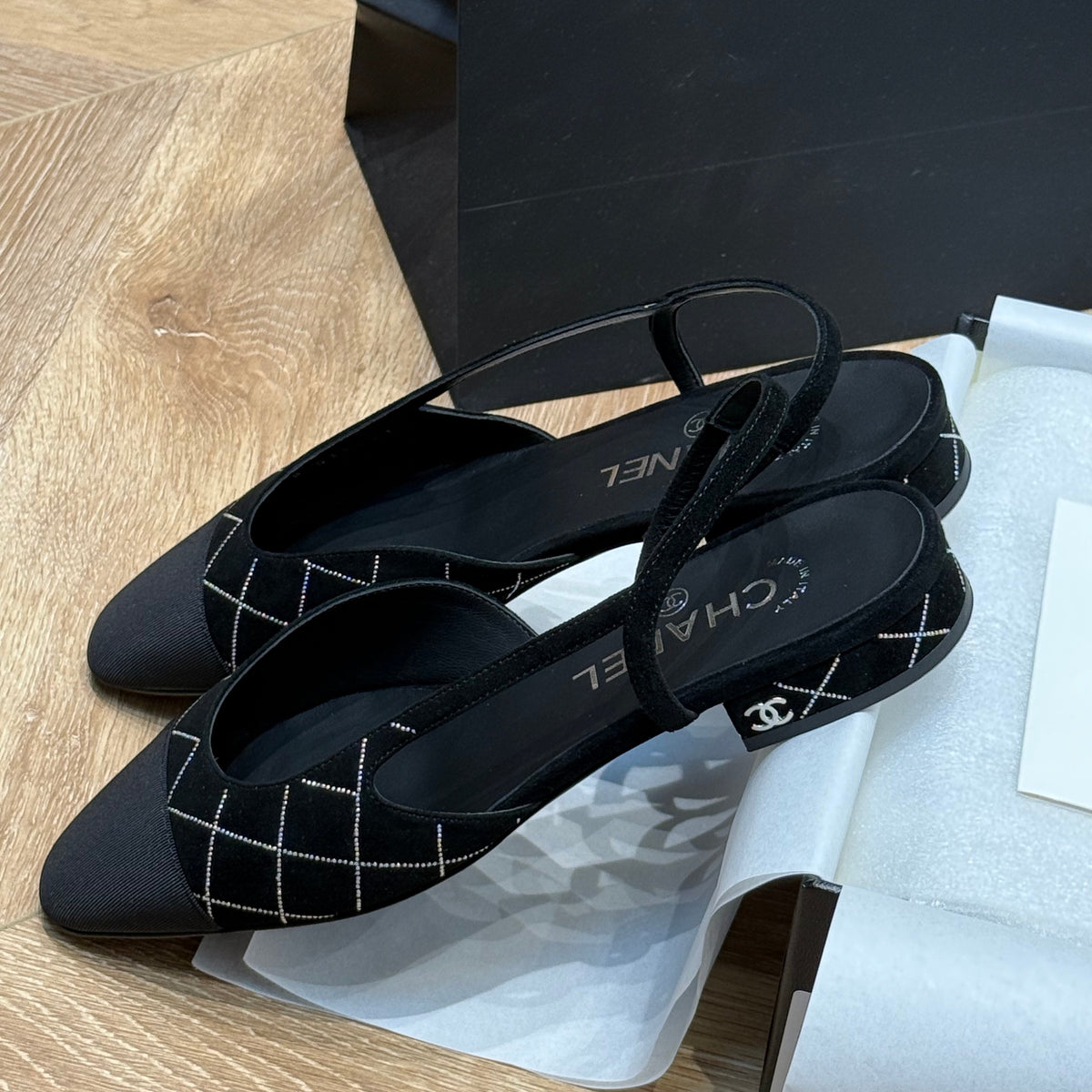 CC SLINGBACK PUMPS