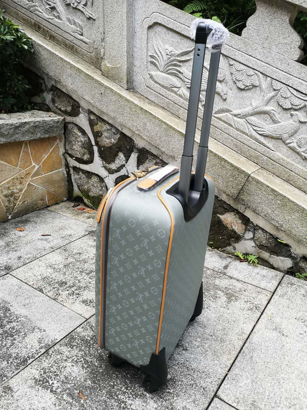 I W Fashion Lu-Vi bags - 11381