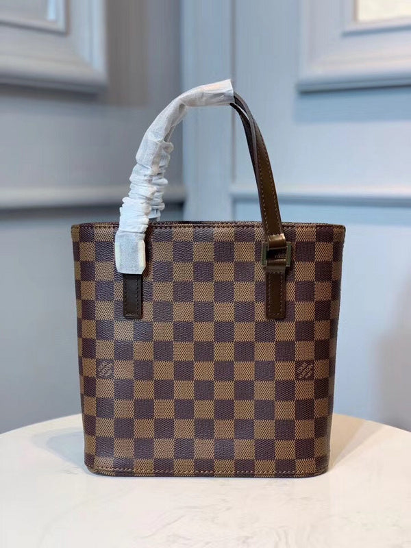 I W Fashion Lu-Vi bags - 17088