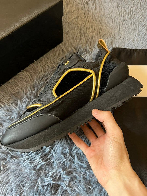 Gucci Luxury Shoes
