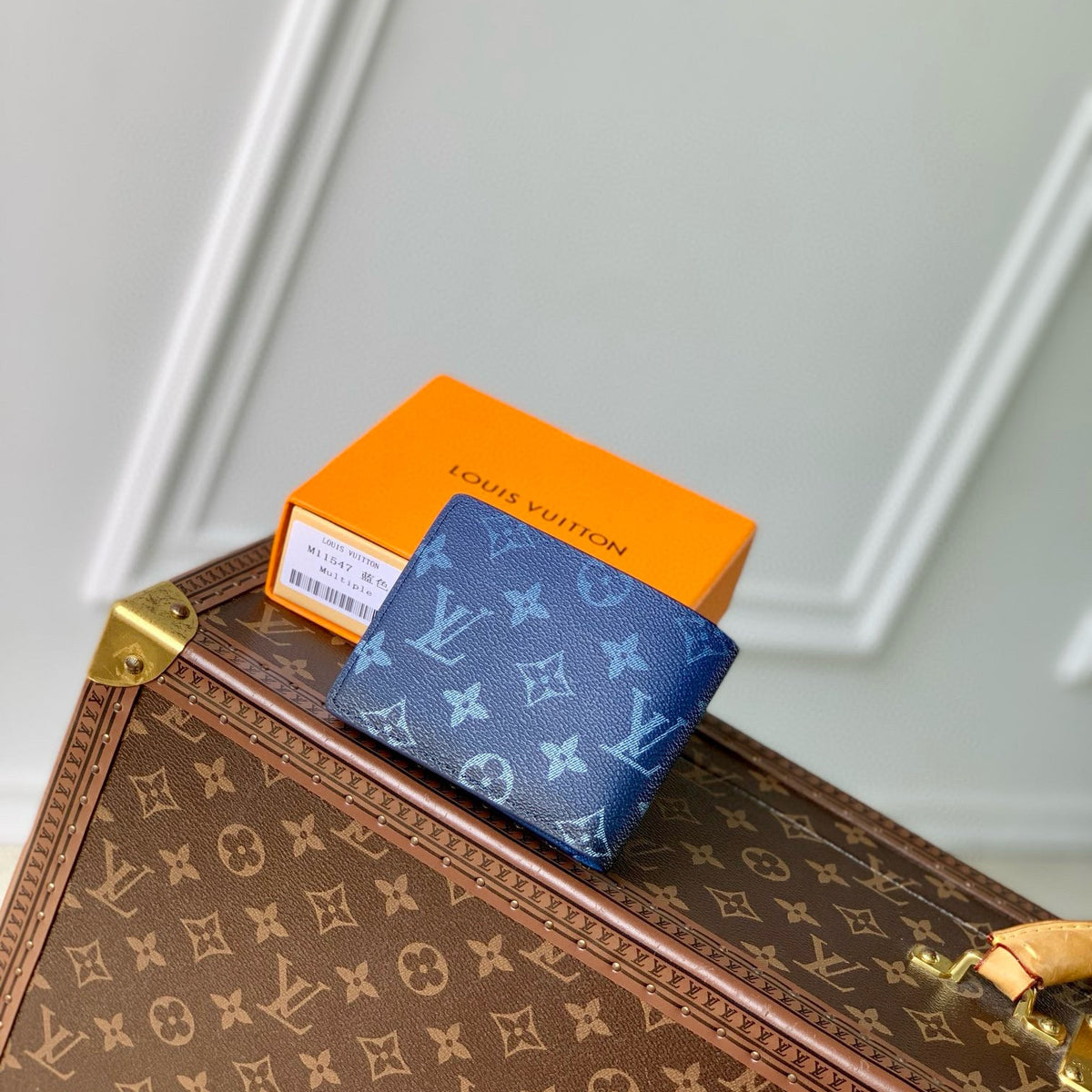 LOU SLENDER WALLET