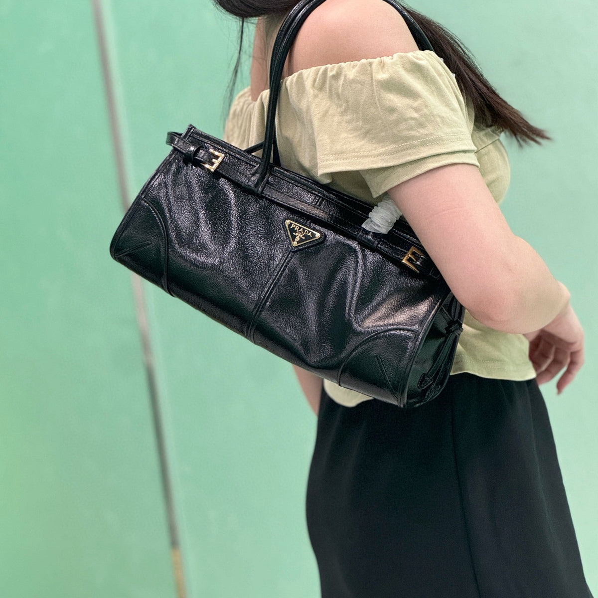 PD MEDIUM LEATHER HANDBAG