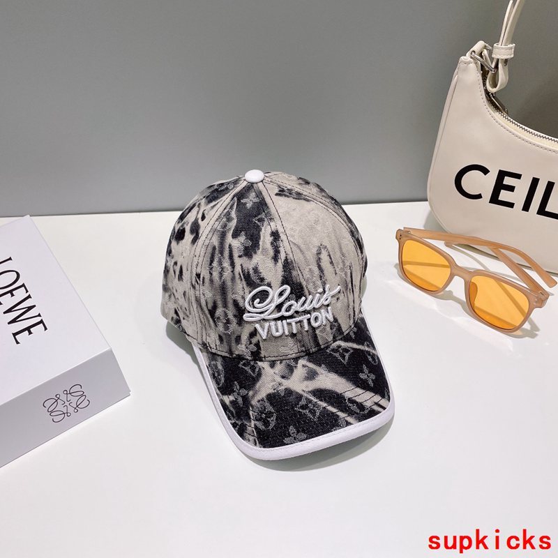 Louis Vuitton Luxury Cap