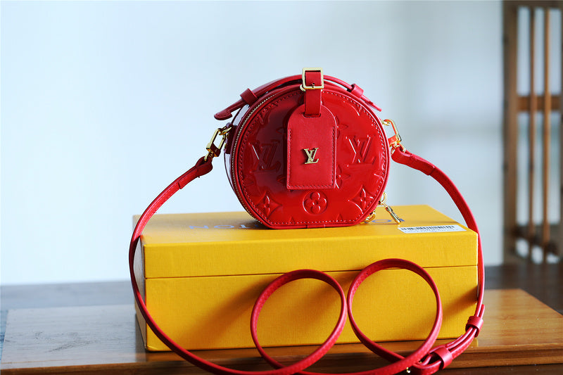I W Fashion Lu-Vi bags - 8323