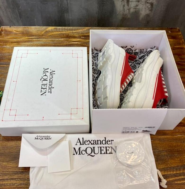 Chloe’s Picks - AQ Men SHoes - 415