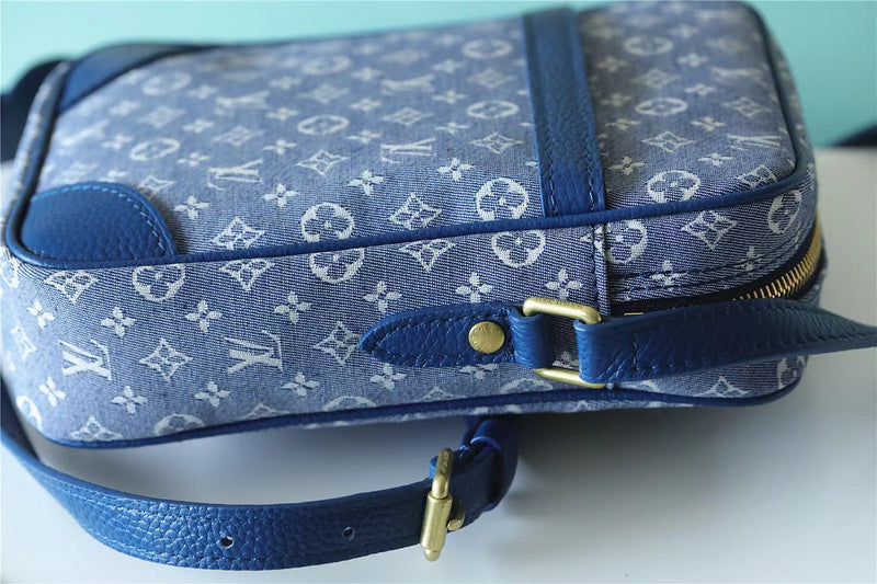 I W Fashion Lu-Vi bags - 9900