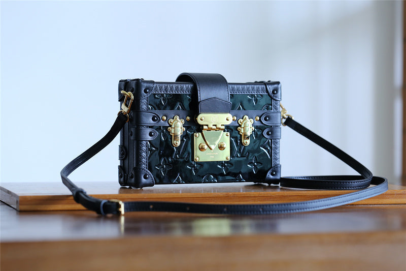 I W Fashion Lu-Vi bags - 8227