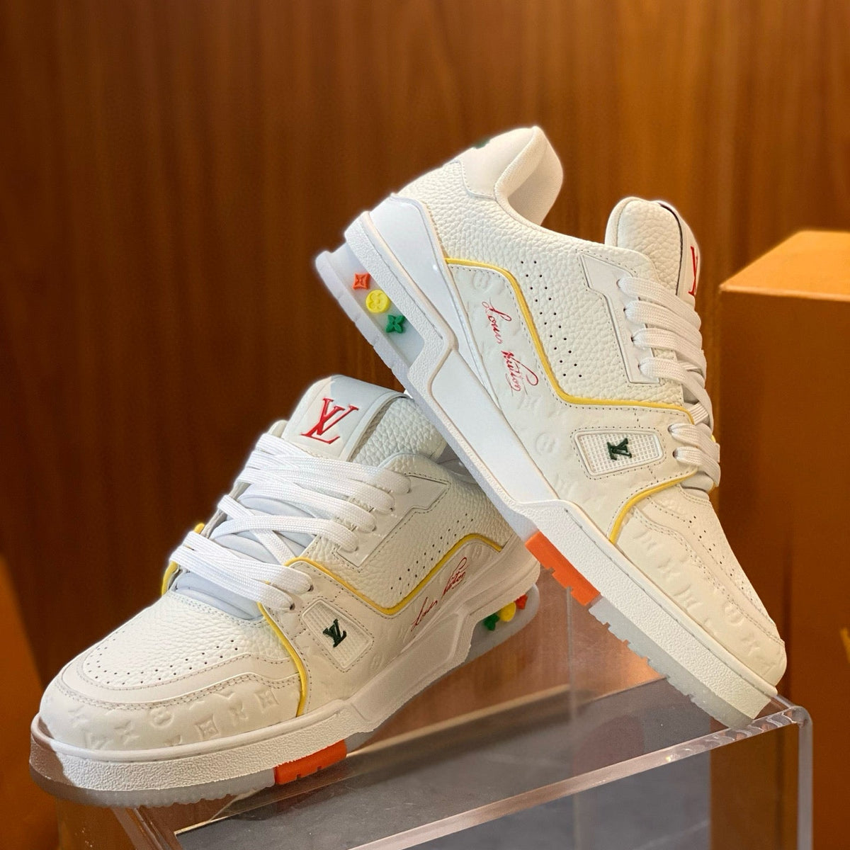 LOU TRAINERS