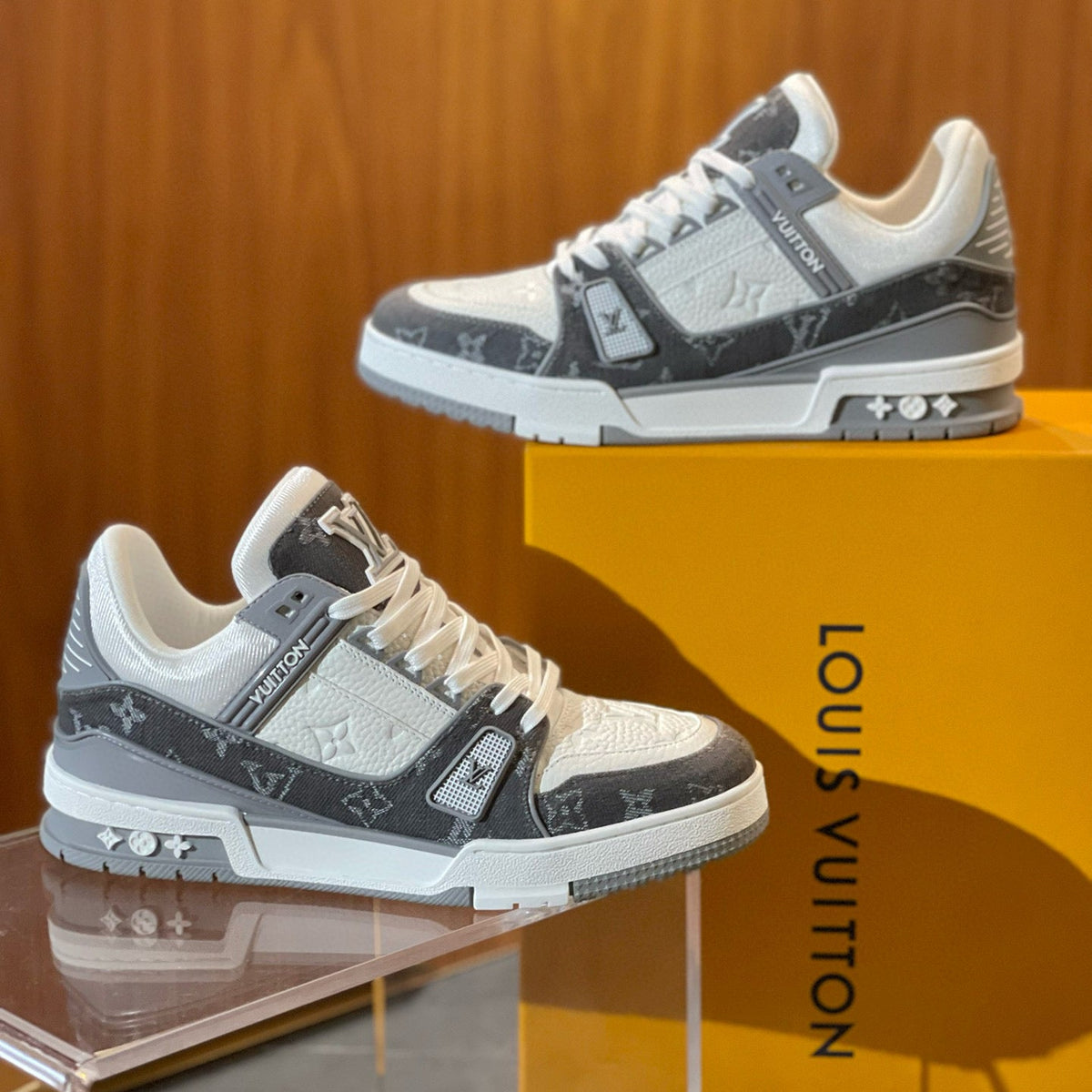 LOU TRAINERS