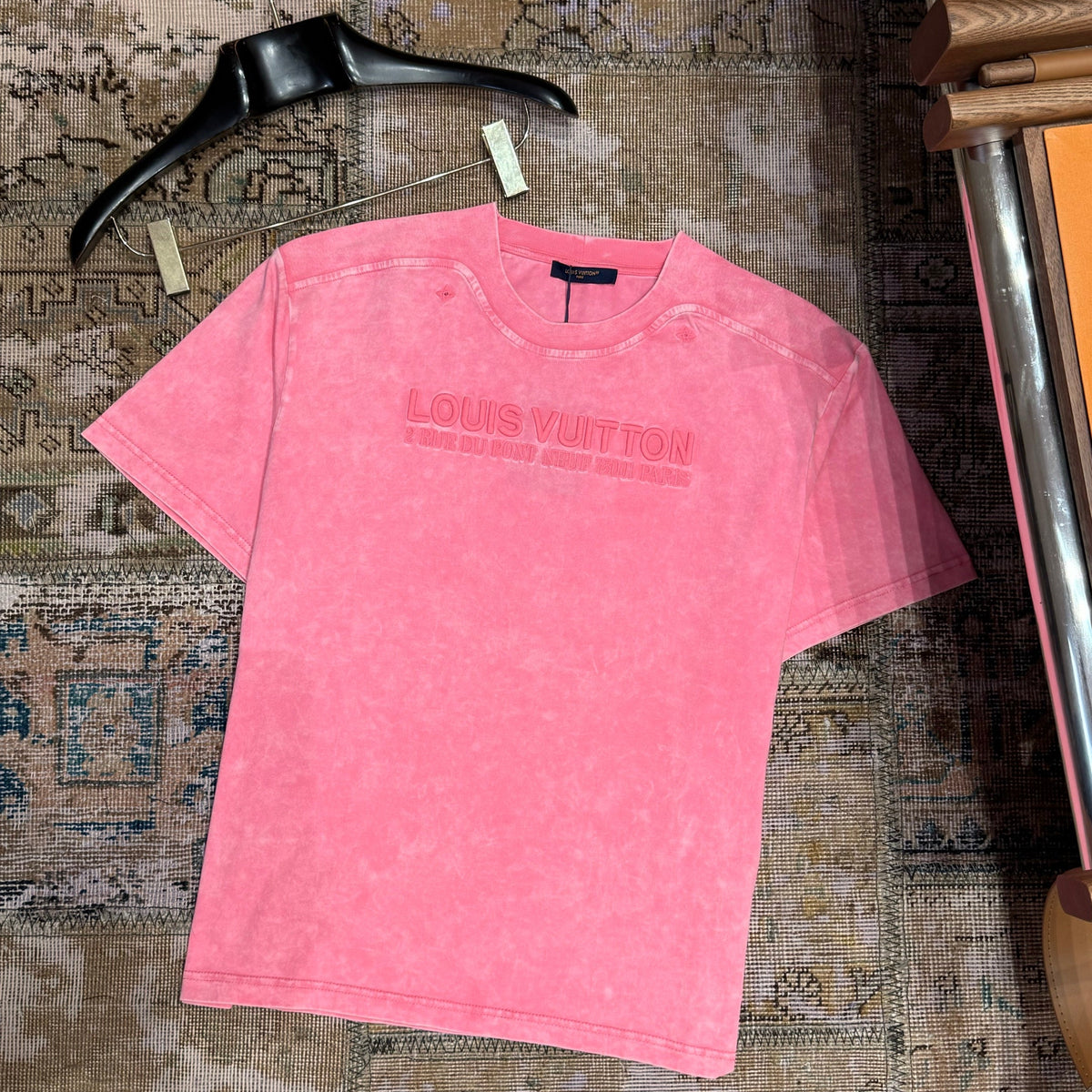 LOU T-SHIRT