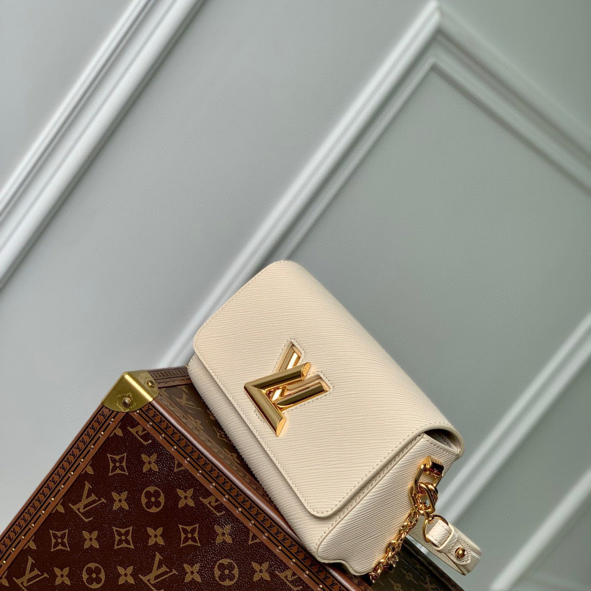 LOU TWIST WEST BAG