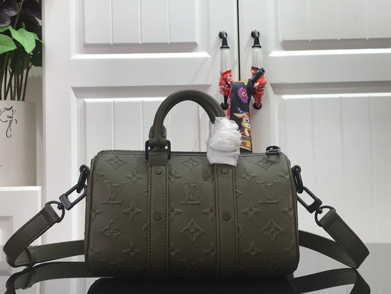 I W Fashion Lu-Vi bags - 17419