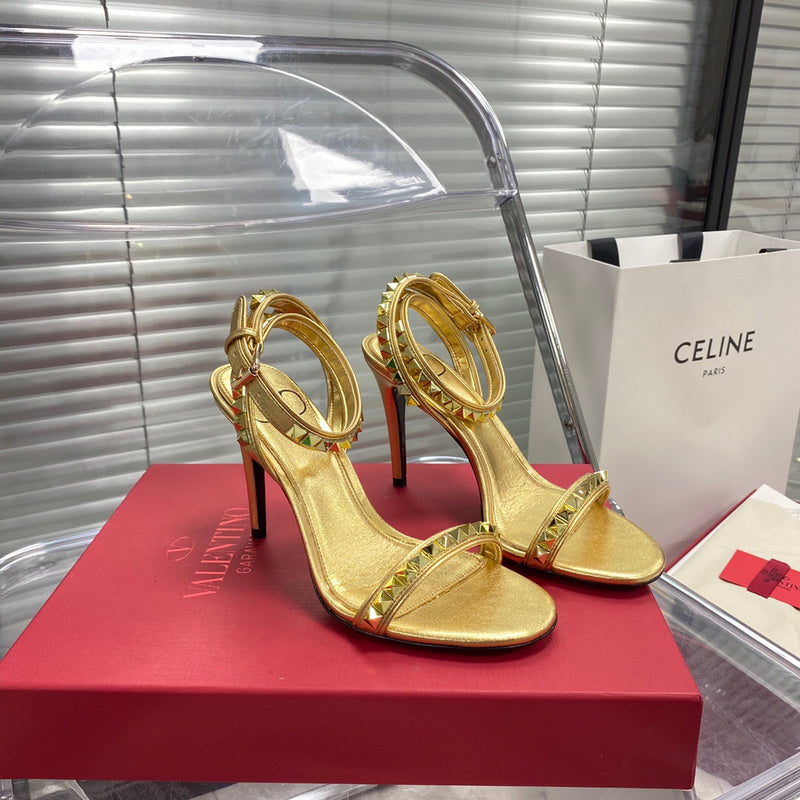 Valentino GARAVANI Luxury Shoes