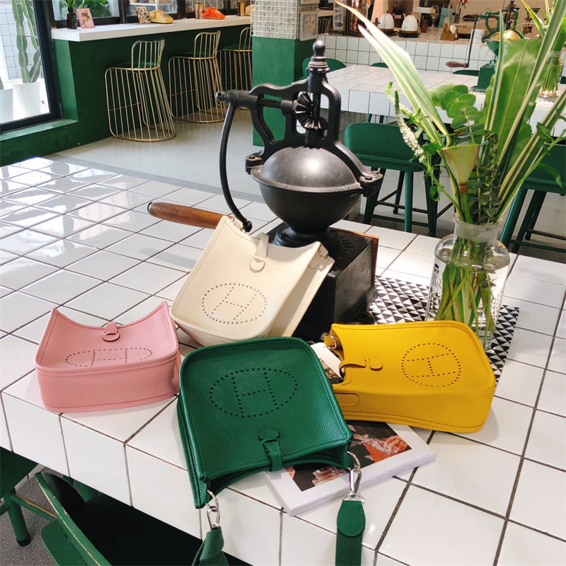 PHA - HMS Bags - 833