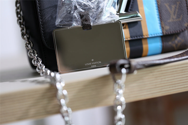 I W Fashion Lu-Vi bags - 8454