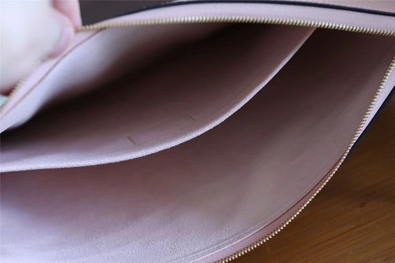 I W Fashion Lu-Vi bags - 9326