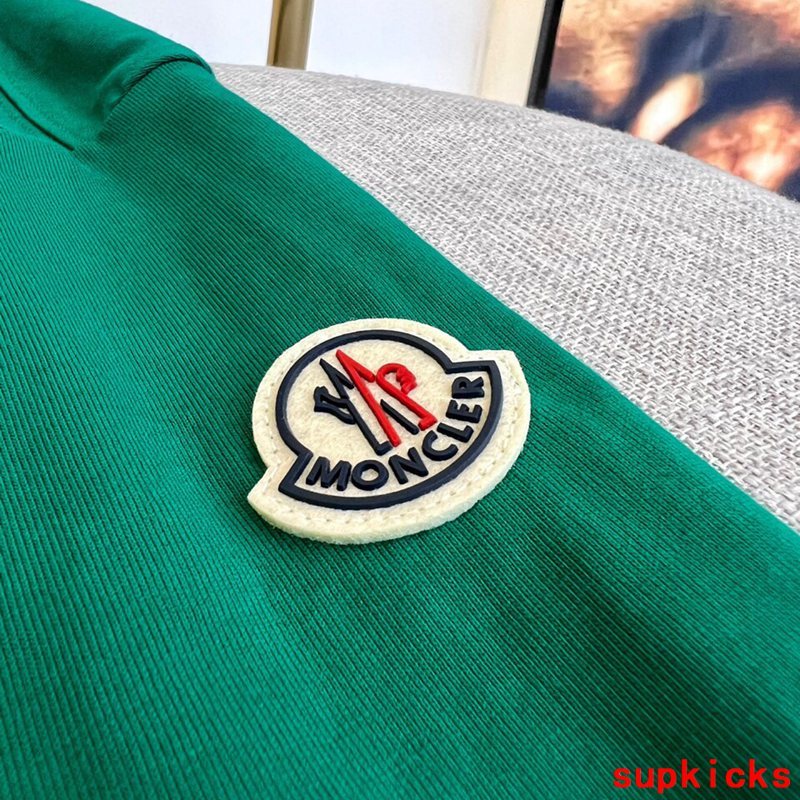 Moncler Luxury Cloth