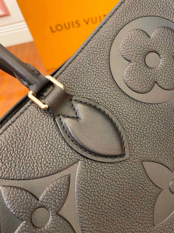 I W Fashion Lu-Vi bags - 17772
