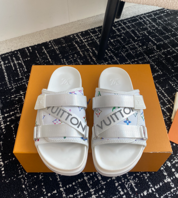 Chloe’s Picks - LOV Men Shoes - 115