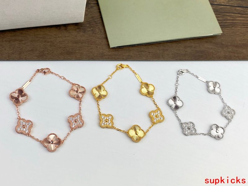 Van Cleef & Arples Jewelry