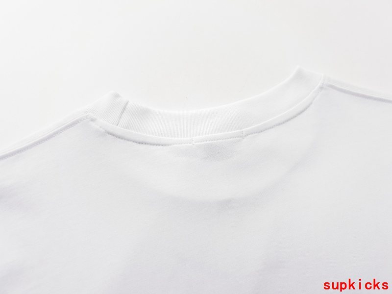 Moncler Luxury Cloth