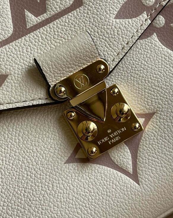 Chloe’s Picks - LOV Bags - 2483