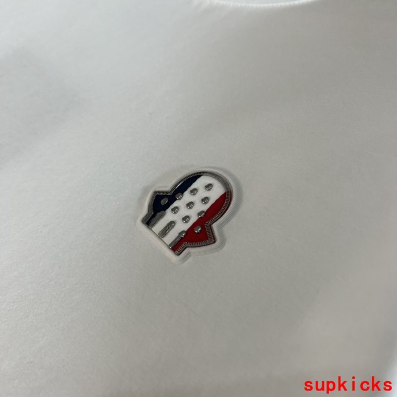 Moncler Luxury Cloth