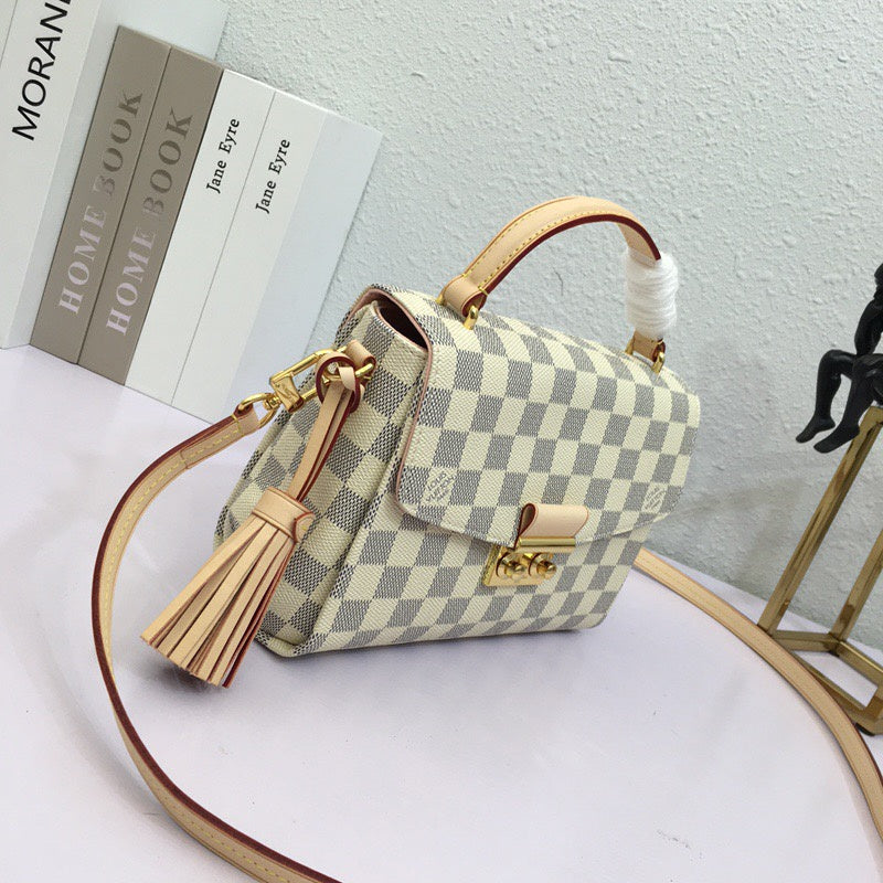 LOV2 Bags - Luxurious Bags  897