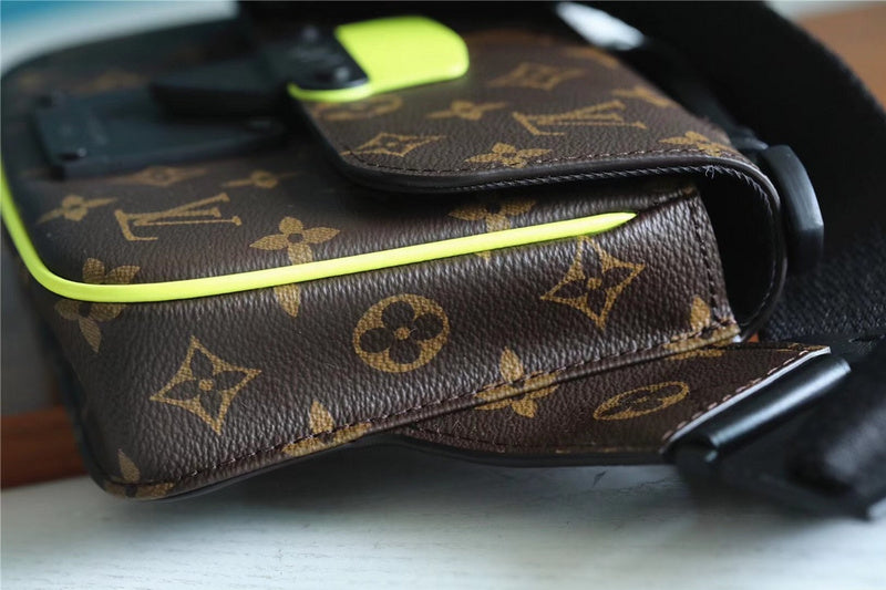 I W Fashion Lu-Vi bags - 10097