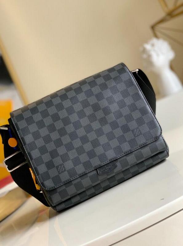Chloe’s Picks - LOV Bags - 2633